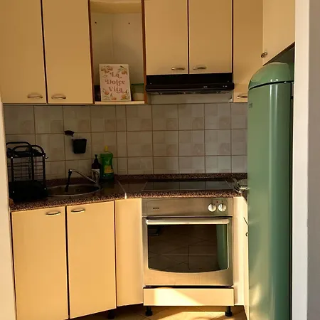 Charmy Sunny Apartment